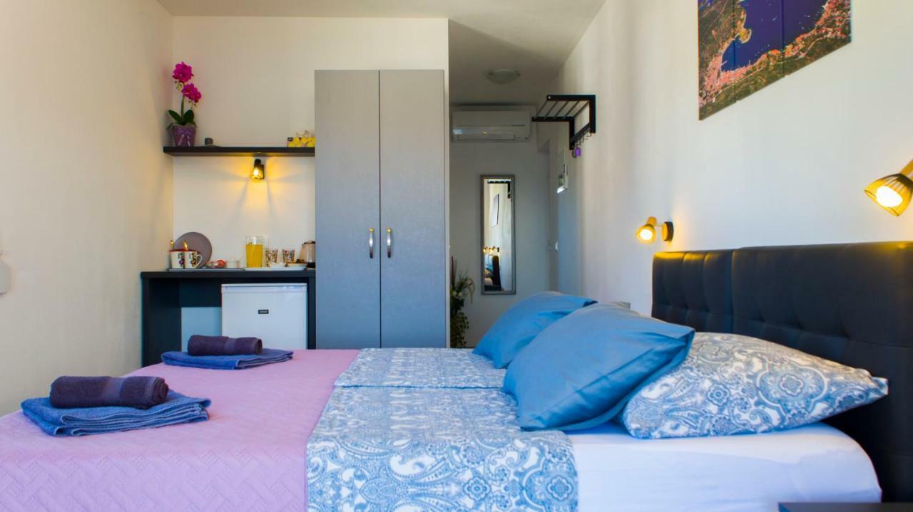 A Lovely And Cozy Room With A Breathtaking View Vis Exterior foto