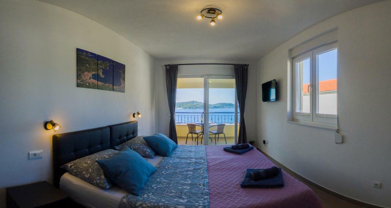 A Lovely And Cozy Room With A Breathtaking View Vis Exterior foto
